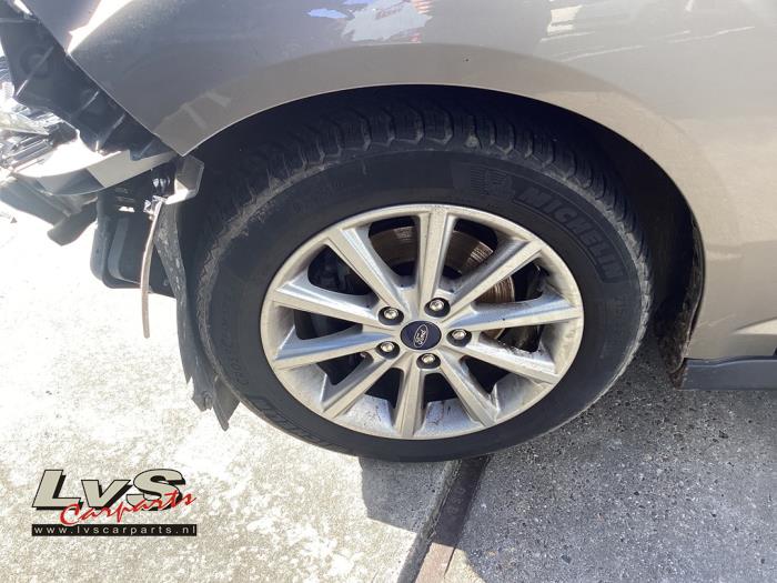 Ford C-Max Velgen set + banden