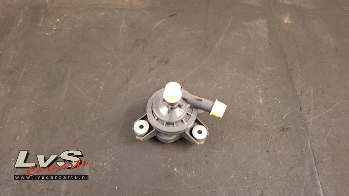 Mitsubishi Outlander Extra waterpomp