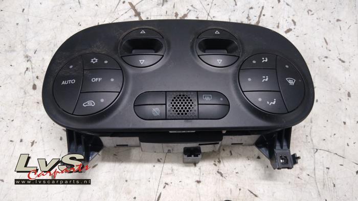Fiat 500 Kachel Bedieningspaneel