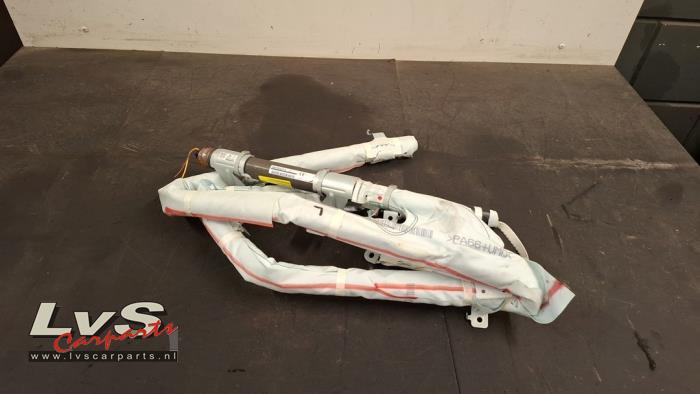 Mitsubishi Outlander Airbag hemel links