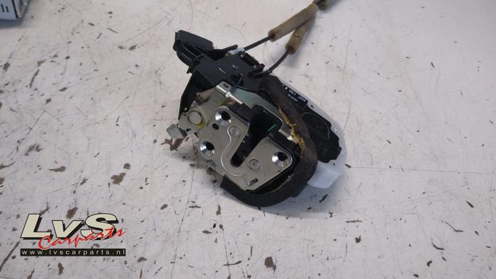 Nissan Leaf Deurslot Mechaniek 4Deurs rechts-achter