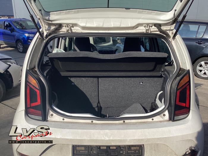 Volkswagen UP Plage arrière