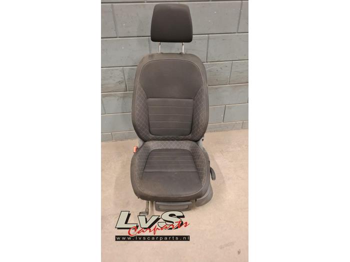 Skoda Fabia Stoel links