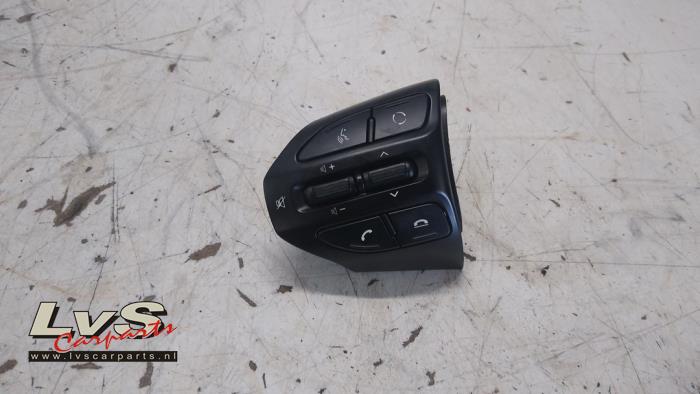 Kia Stonic Commande radio volant