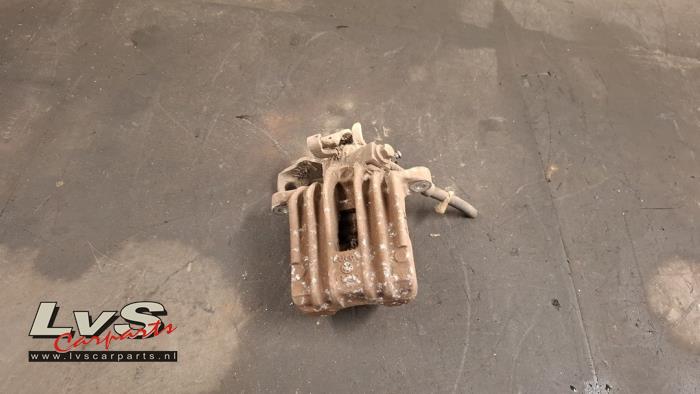 Skoda Fabia Remklauw (Tang) rechts-achter