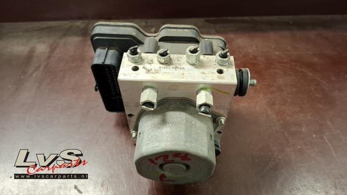 Nissan Qashqai Pompe ABS