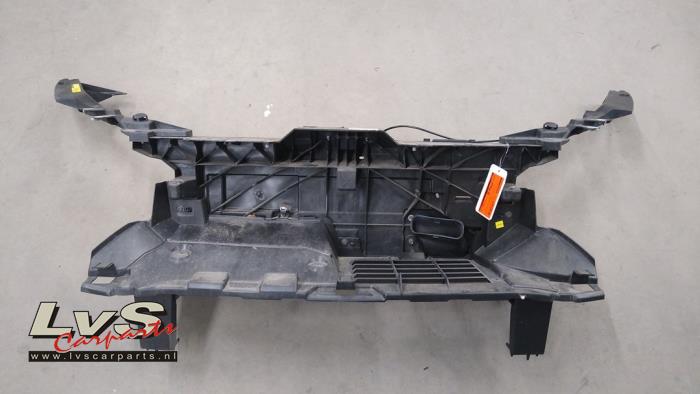 Opel Vivaro Frontpaneel