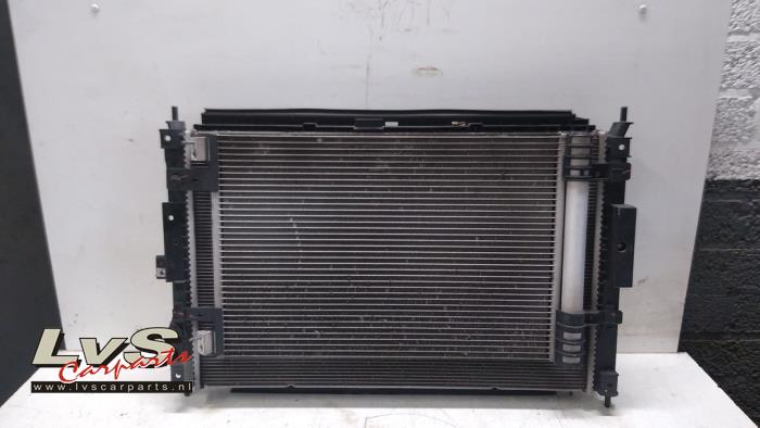 Opel Vivaro Koelerset