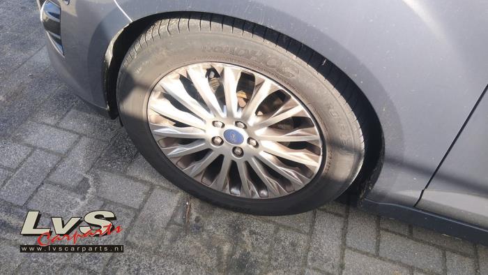 Ford Grand C-Max Kit jantes + pneumatiques