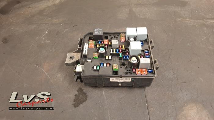 Opel Mokka Zekeringkast