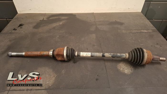 Peugeot 3008 Aandrijfas rechts-voor