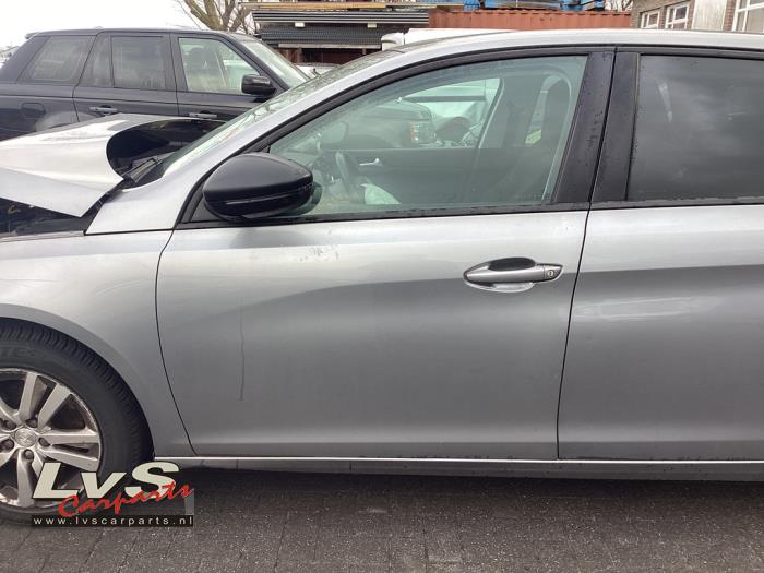 Peugeot 308 Portière 4portes avant gauche