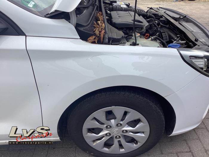 Hyundai I30 Aile avant droite