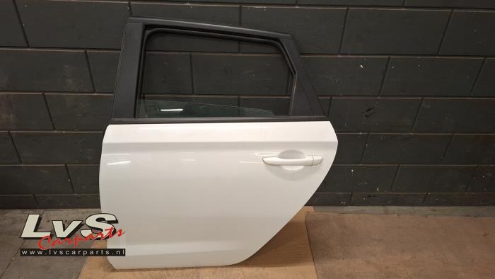 Hyundai I30 Rear door 4-door, left