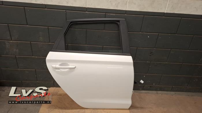 Hyundai I30 Rear door 4-door, right