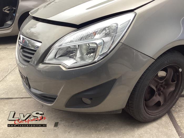 Opel Meriva Pare-chocs avant