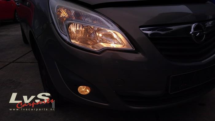 Opel Meriva Koplamp rechts