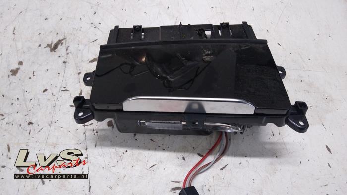 Audi Q7 Compartiment de rangement