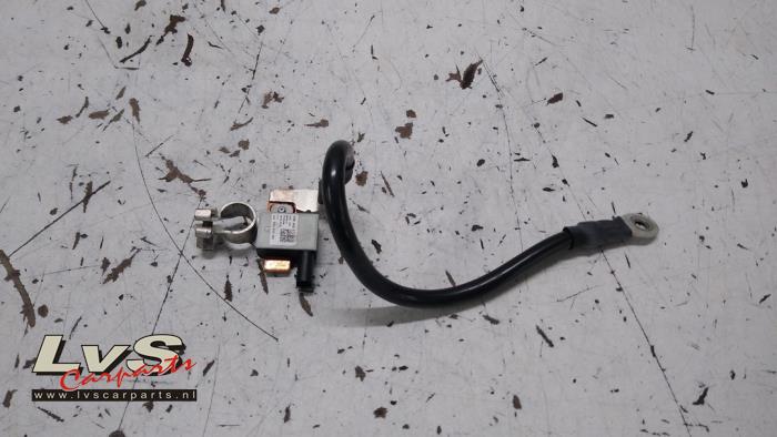 Audi Q7 Borne de batterie