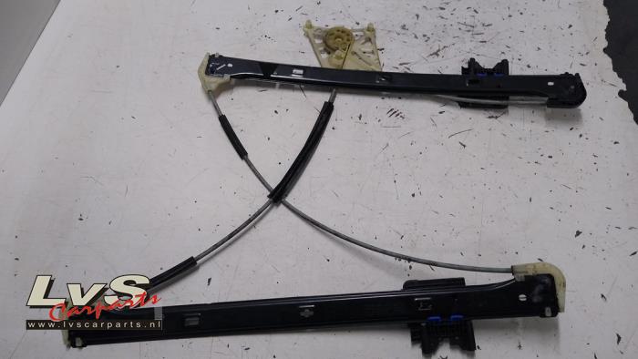 Audi Q7 Mécanique vitre 4portes avant gauche