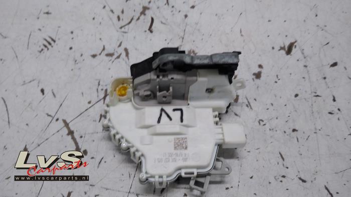 Audi Q7 Serrure portière mécanique 4portes avant gauche