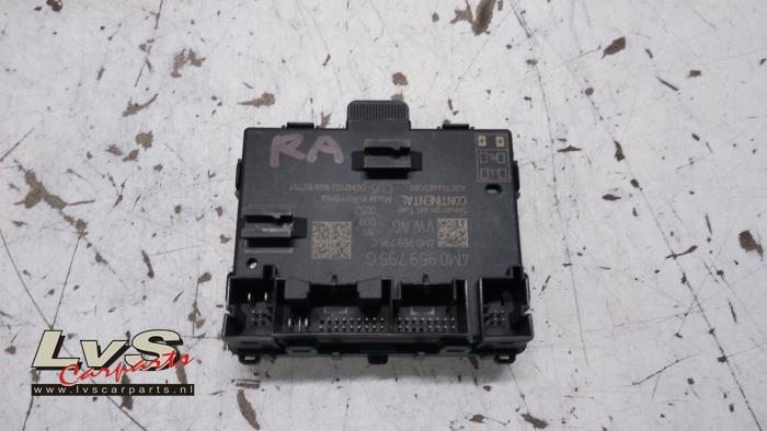 Audi Q7 Module verrouillage central des portes