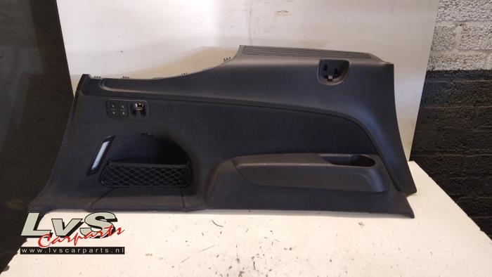 Audi Q7 Revêtement coffre gauche