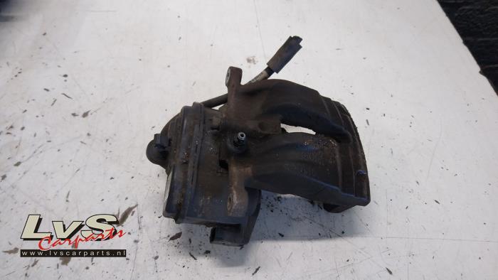 Audi Q7 Etrier de frein (pince) arrière droit