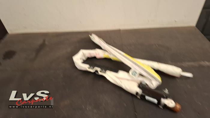 Hyundai Veloster Roof curtain airbag, right