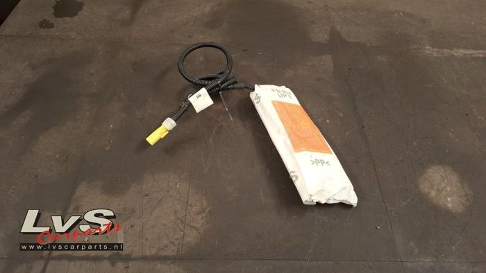 Hyundai Veloster Seat airbag (seat)