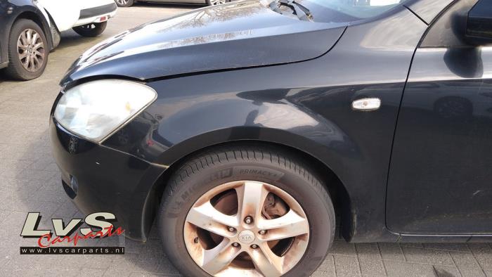 Kia Ceed Front wing, left