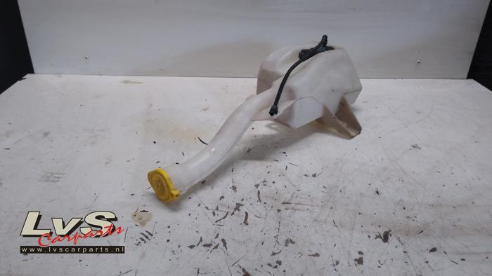 Ford Usa Mustang Front windscreen washer reservoir