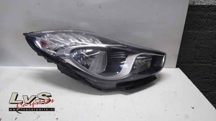 Hyundai IX20 Phare droit