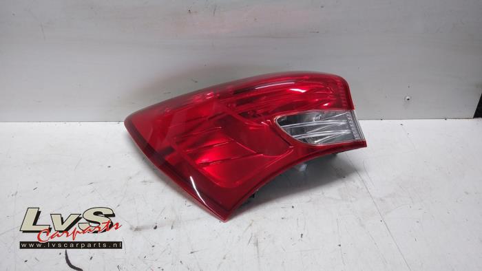 Hyundai IX20 Feu arrière gauche