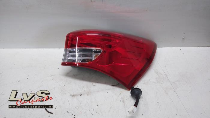 Hyundai IX20 Feu arrière droit