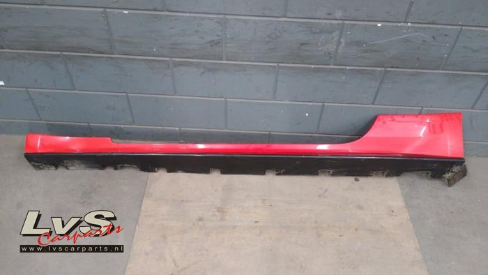 Ford Usa Mustang Side skirt, left