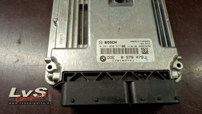 BMW 1-Serie Engine management computer