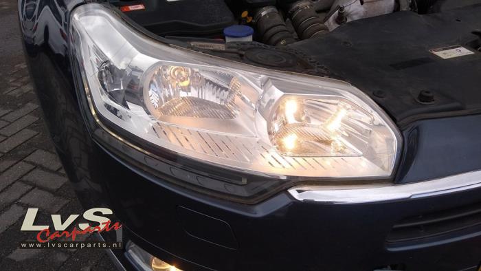 Citroen C5 Koplamp rechts