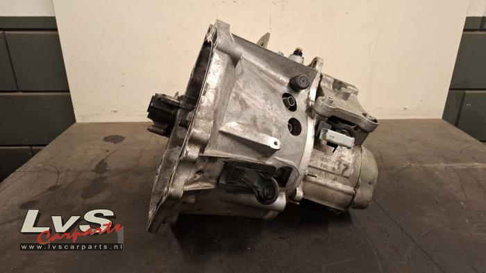 Opel Crossland X Gearbox