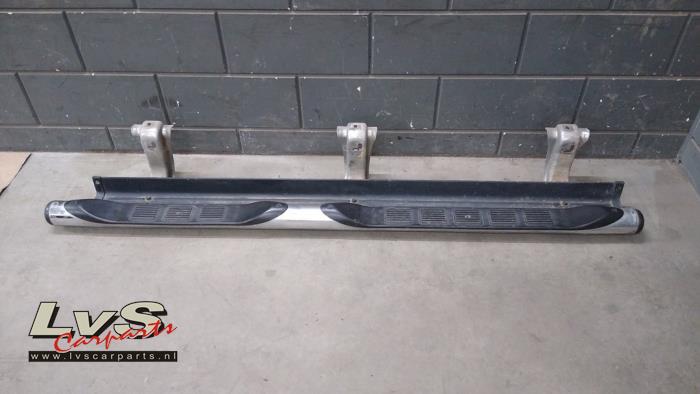 Fiat Fullback Trittbrett links