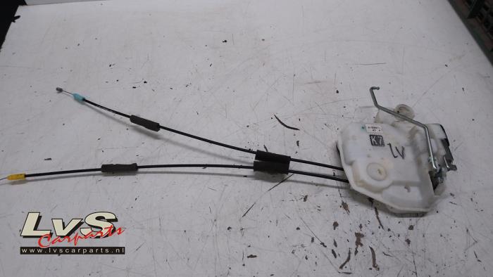 Fiat Fullback Türschlossmechanik 4-türig links vorne