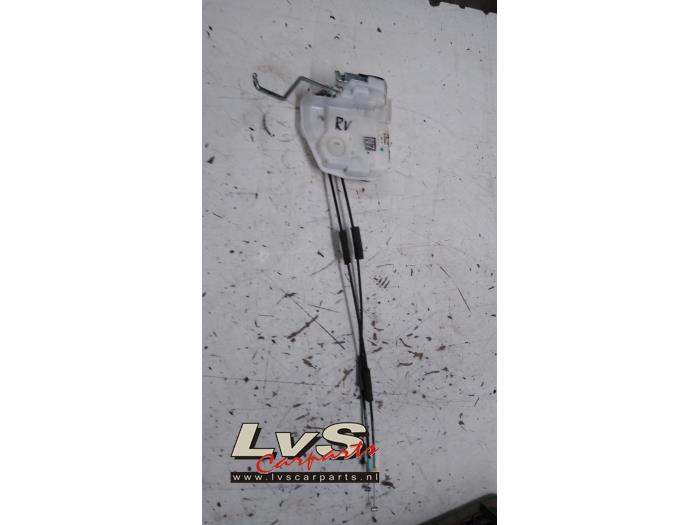 Fiat Fullback Türschlossmechanik 4-türig rechts vorne