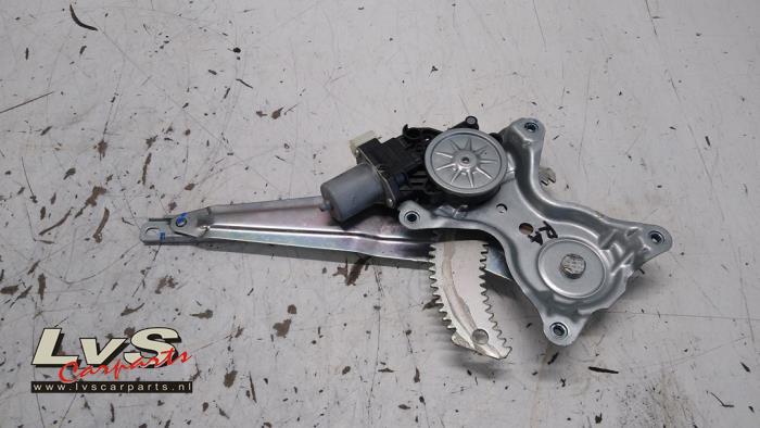 Fiat Fullback Fenstermechanik 4-türig rechts hinten