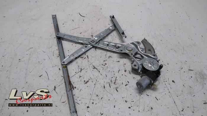 Fiat Fullback Fenstermechanik 4-türig rechts vorne