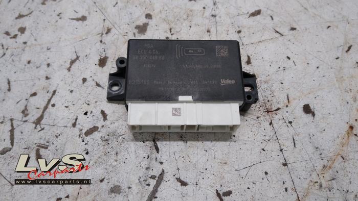 Opel Combo PDC Modul