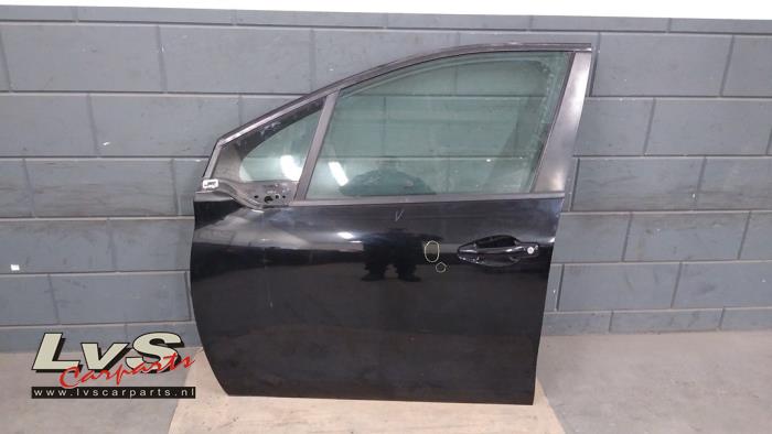 Peugeot 208 Tür 4-türig links vorne