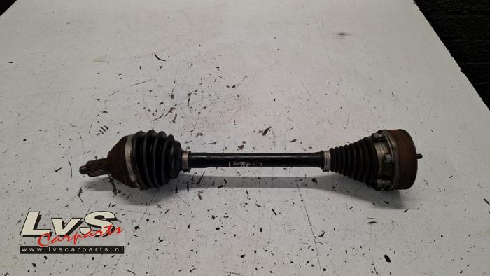 Volkswagen Polo Antriebswelle links vorne