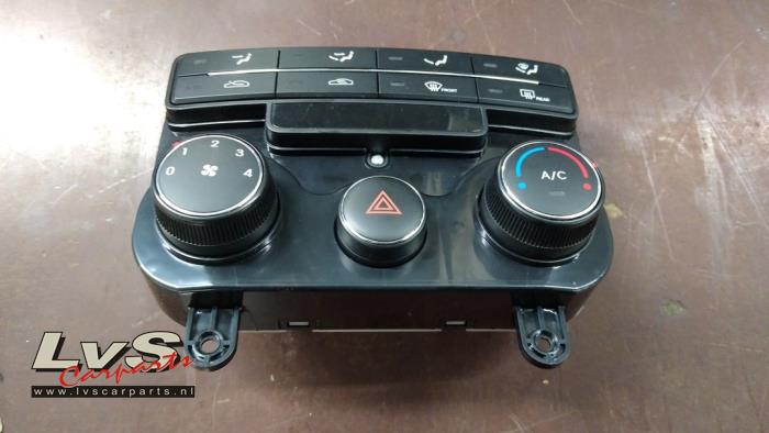 Hyundai I30 Heater control panel
