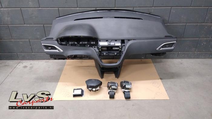 Peugeot 2008 Airbag set + dashboard