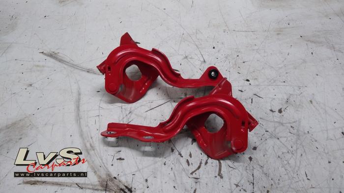 Kia Picanto Motorhaube Scharnier